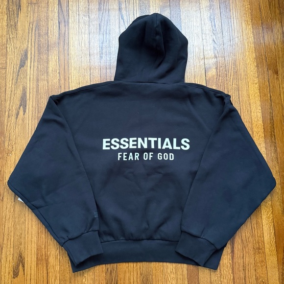 Fear of God Essentials Classic Hoodie NWT - Picture 4 of 8